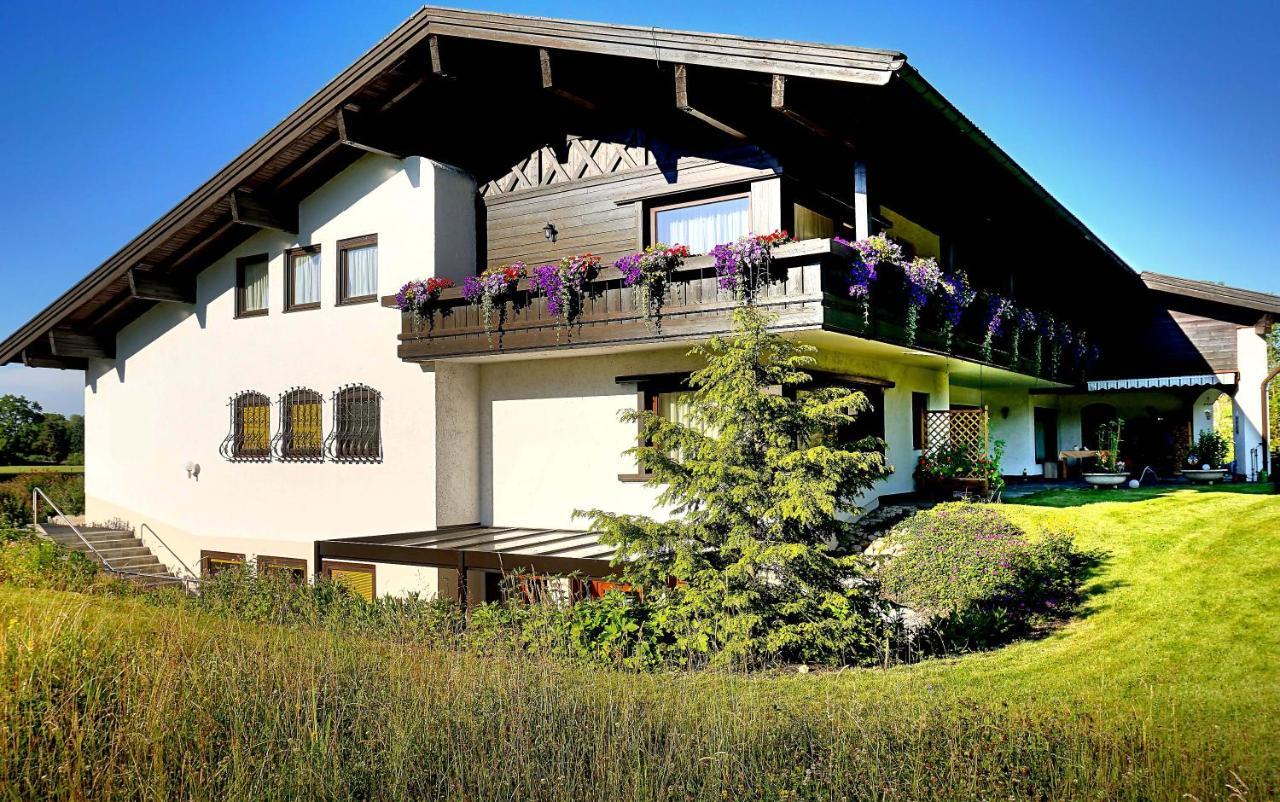 Ferienwohnungen Bachblick Übersee Buitenkant foto